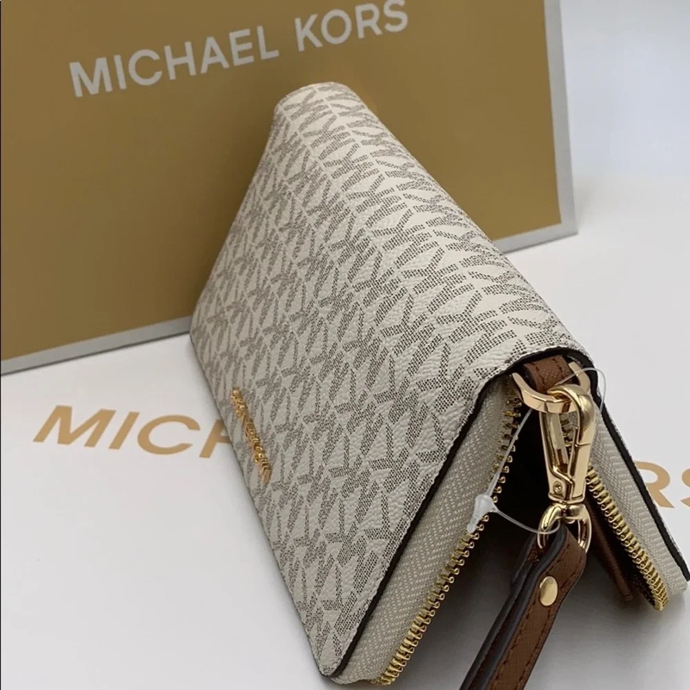 Michael Kors Jet Set Travel Phone Wallet Wristlet
